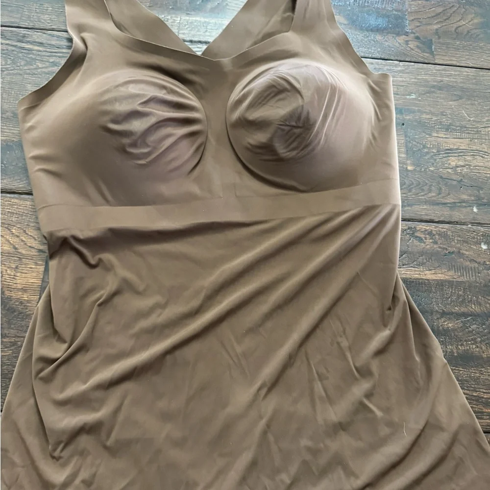 Evelyn & Bobbie Seamless Shaping Tank with Built-In Cups - Brown - Picture 12 of 15